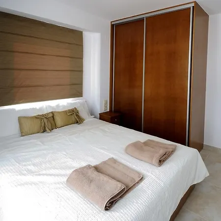 Bayview Crete 3* Makrýgialos